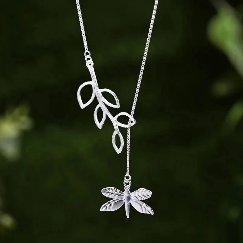 925 Sterling Silver Dragonfly & Leaf Necklace  Nature-Inspired Elegance